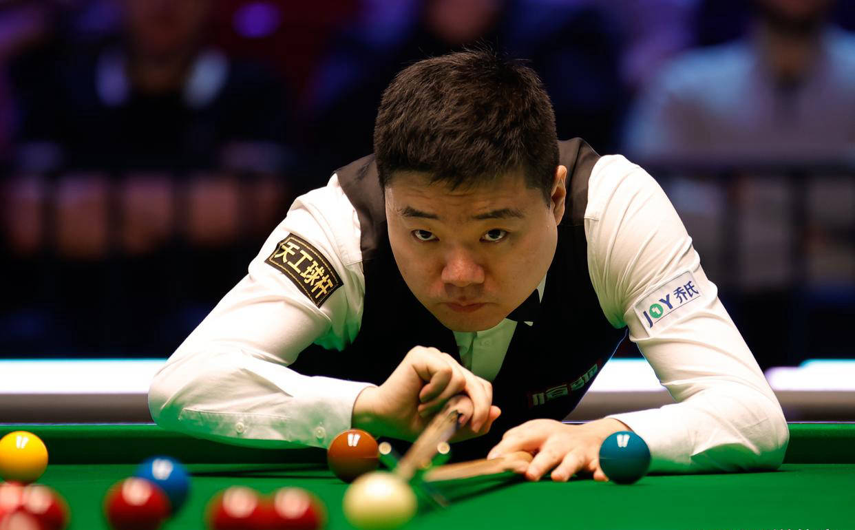 决赛, 拉至 决赛, 拉至